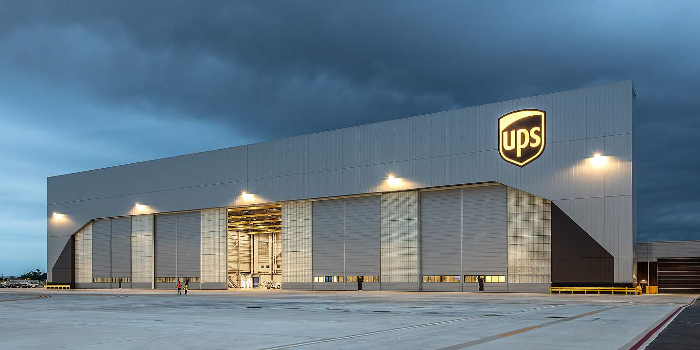 UPS NW Hangar Body 3b